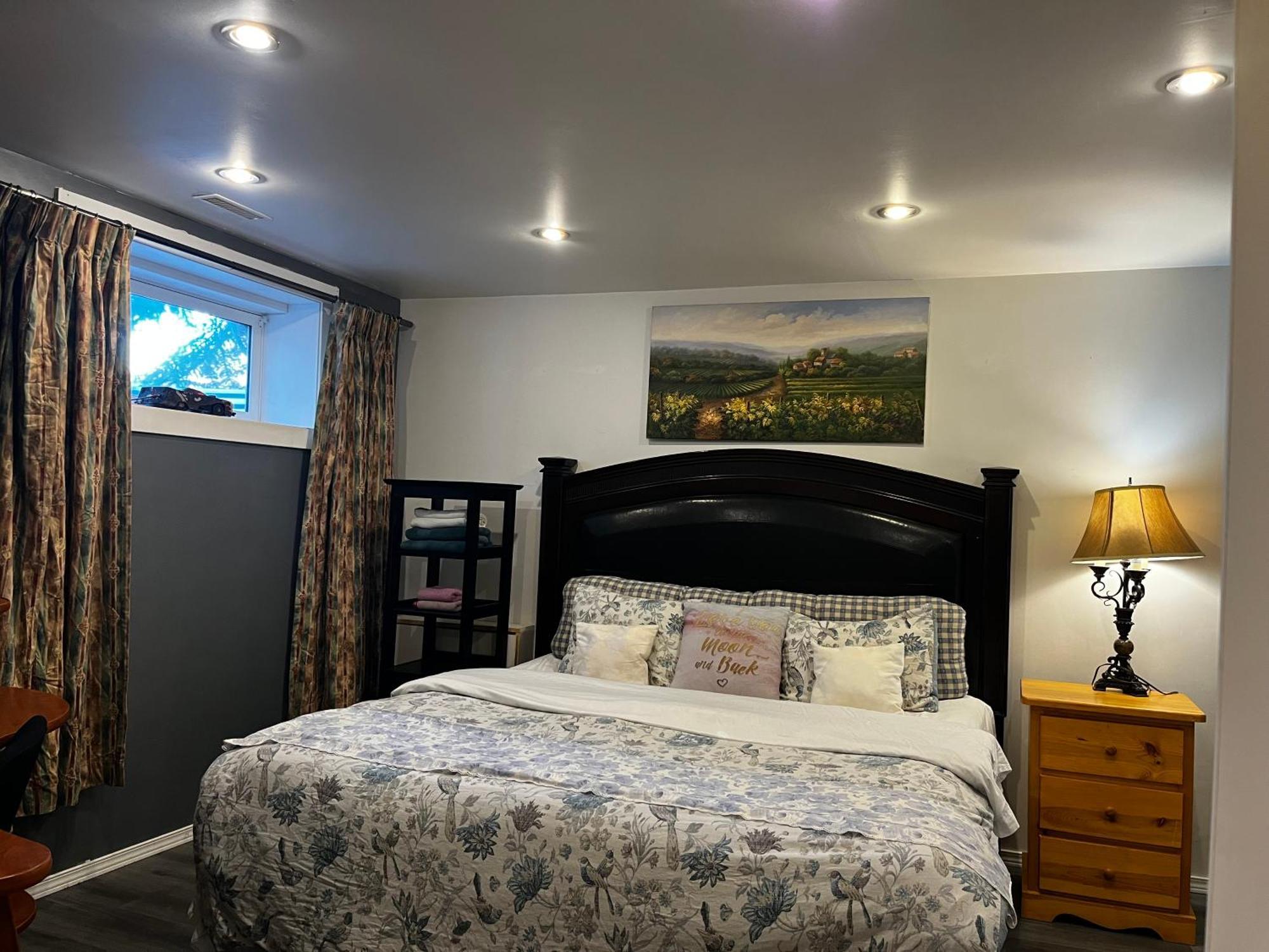 Hidden Valley New Basement Suite With Private Bathroom! YYC Dış mekan fotoğraf